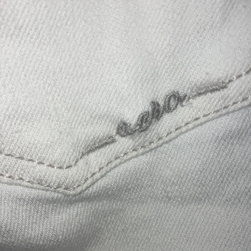Aeropostale Cream or Bone Colored Skinny Ankle Cropped Jeans Versatile Fit - Picture 8 of 9
